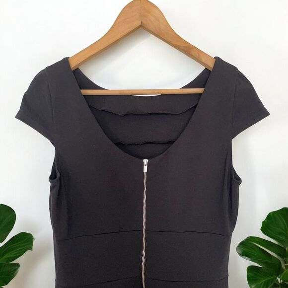 Banana Republic Seamed Ponte Fit & Flare Dress - Picture 7 of 10